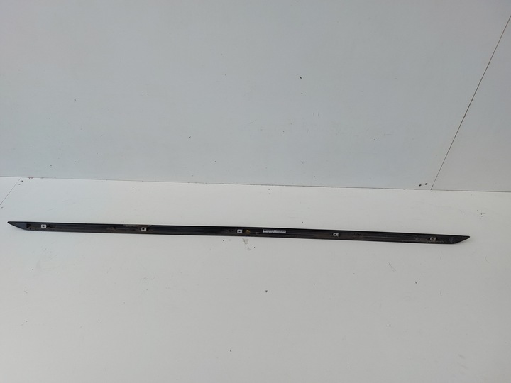 фото №2, Audi a4 b9 8w0 s-line планка пороговая правая