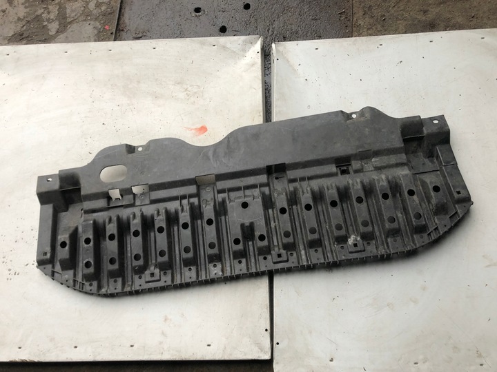 фото №1, Toyota avensis t27 52618-05010 плита захист підлога бампер