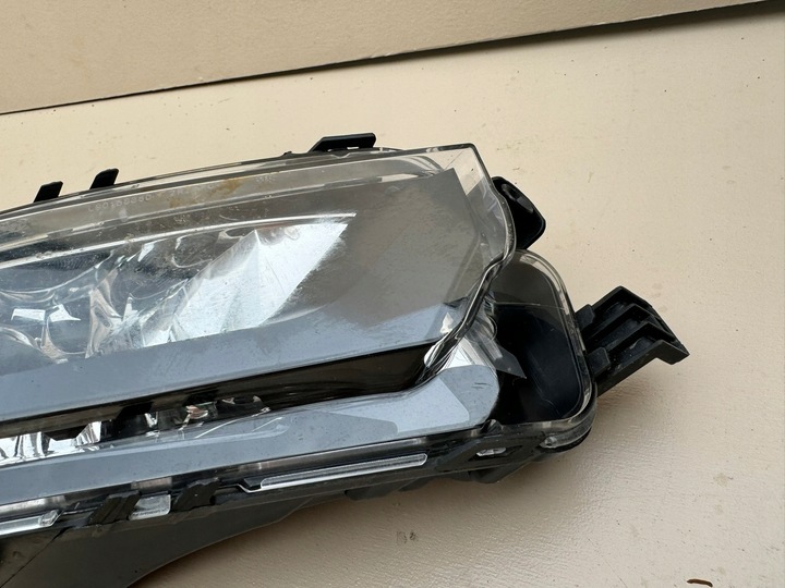 фото №10, Volkswagen transporter 6 t6 15-24r лампа протитуманна права галоген правий