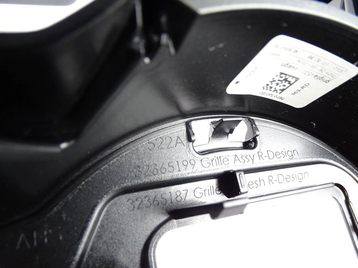 фото №10, Решітка радіатора volvo xc90 ii r-design рестайлінг чорний 32365199 32365187