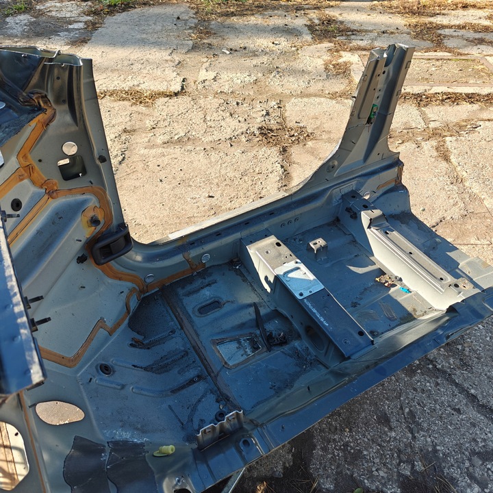 фото №4, Volvo xc60 i чверть поріг стійка права