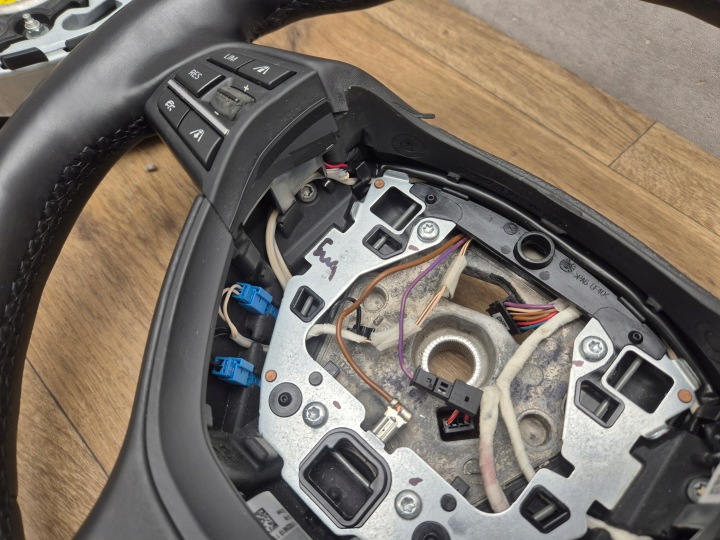 фото №13, Bmw f07 f10 f06 f01 руль м-пакет лепестки wibracje активный температура eu
