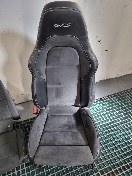 фото №10, Porsche 911 991 gts targa сиденья обшивки туннель салон идеальные !