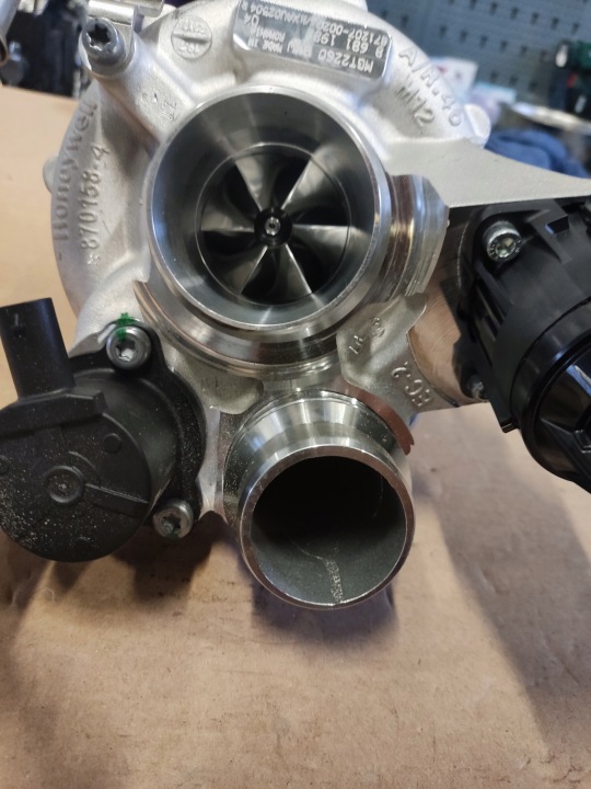фото №11, Турбонагнетатель bmw g11 g30 go5 868198 8712070020