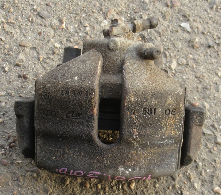 фото №1, Audi a3 8p 2.0 tdi супорт лівий перед