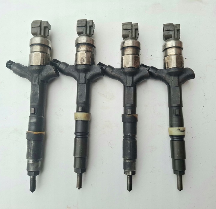 фото №1, Форсунка інжектор toyota 2.0 d4d 23670-27020