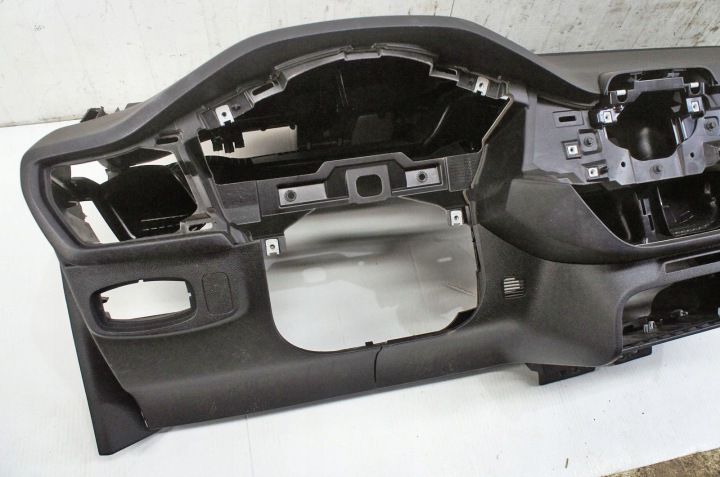 фото №6, Vf189 ford focus mk4 торпедо капот pulpit консоль європа