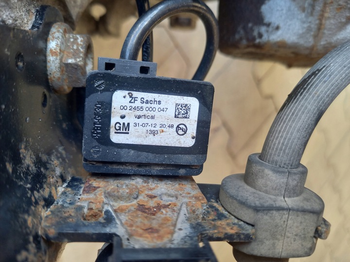 фото №6, Поворотна опора амортизатор mcpherson  2.0 cdti автомат ліва 13376059 ids opel zafira c 12r