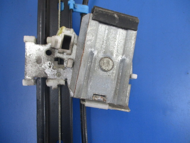 фото №4, Vw golf iii 3d подъемник стекла перед правые+ шатун