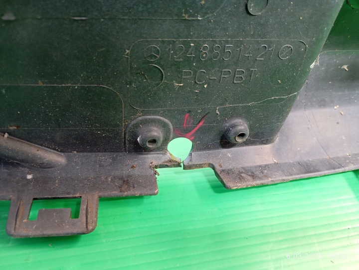 фото №10, Накладка бампера перед mercedes w124 a1248851421 1985 - 93r