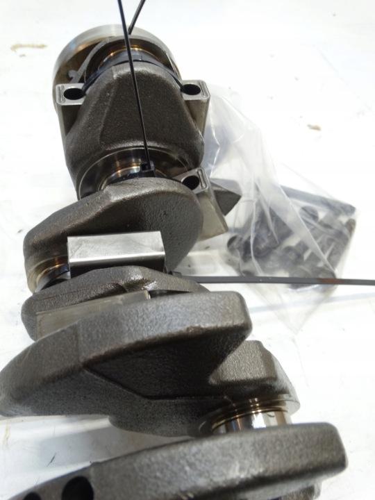 фото №10, Вал коленчатый citroen c1 c3 c4 ds3 peugeot 108 208 308 2008 1.0 vti