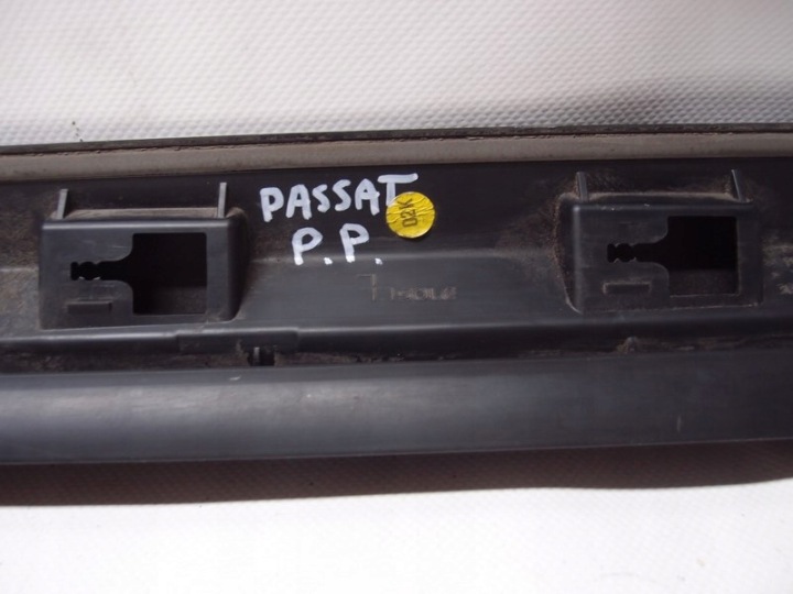 фото №8, Молдинг дверь правая перед 3g0854900 vw passat b8