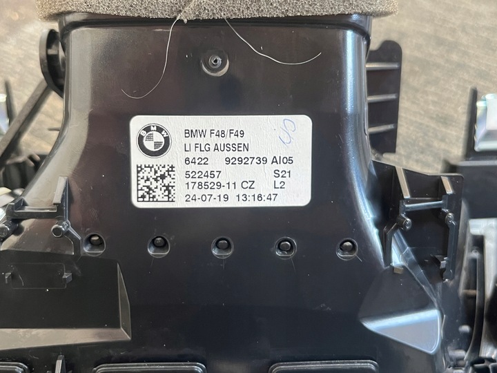 фото №10, Bmw x1 f48 рестайлинг 2019r решётка воздуховод панели консоли левая