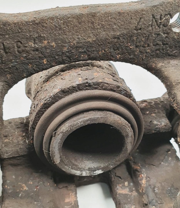 фото №5, Суппорт тормозной правые зад volvo v90 i