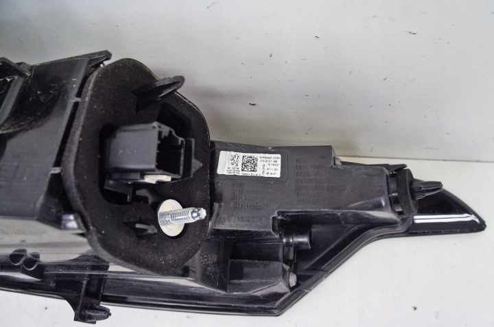 фото №7, Tz067 peugeot 308 iii t10 фара левое зад 9835299580 универсал sw