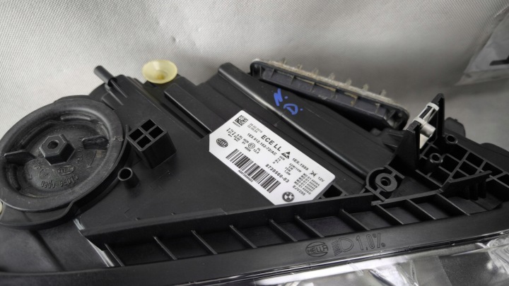 фото №12, Bmw f30 f31 рестайлинг lci полный led тень левое правое фара 8739559 8739560