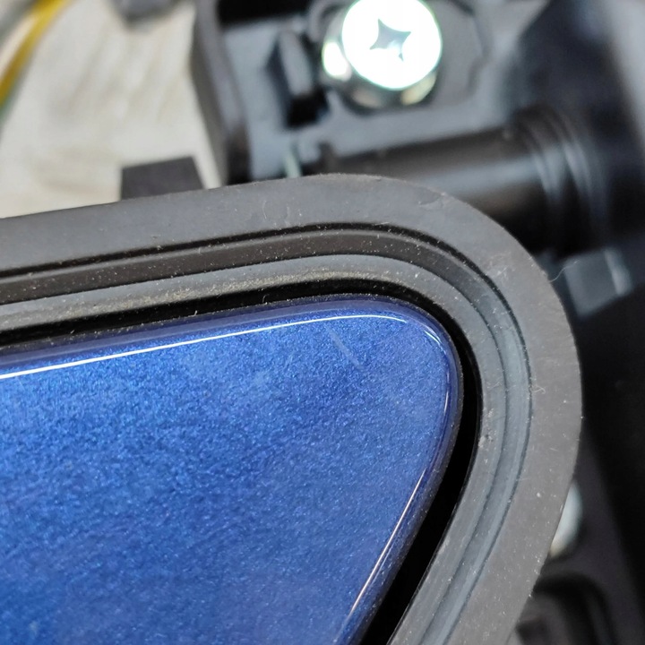 фото №10, Kia ev6 2021 зад сторона левая ручка наружная дверь передних