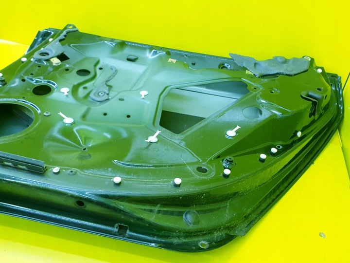 фото №9, Дверь обшивка audi a6 c6 правый зад lz6e