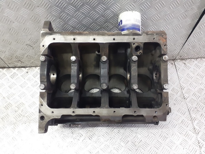 фото №10, Блок двигателя ford transit 2.5 904f-6015-aa
