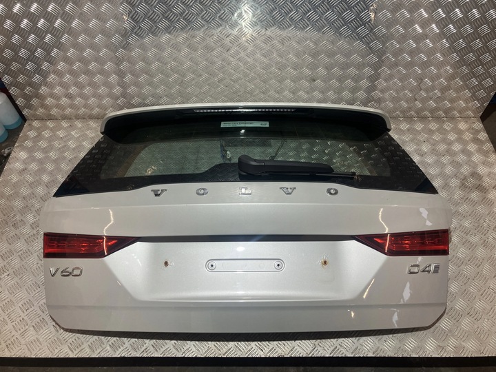 фото №1, Крышка багажника комплектная volvo v60 ii лак 726