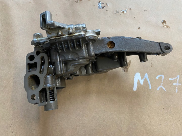 фото №11, Насос масла mercedes m276 r276 3.0 3.5 w207 e400 mercedes a2761800701