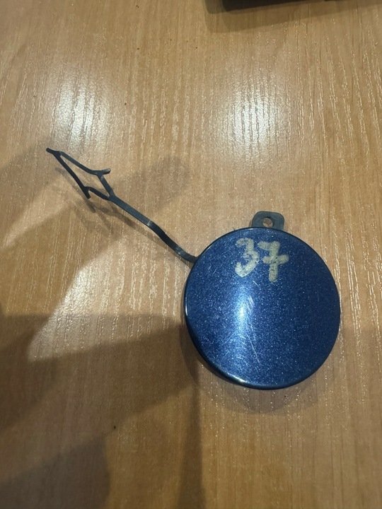 фото №1, Vw passat b8 заглушка бампера фаркоп зад 3g9807441