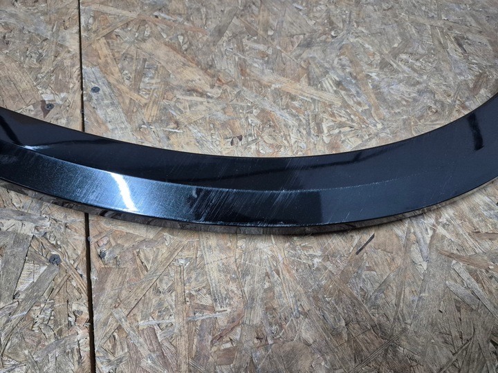 фото №11, Renault megane v 5 e-tech планка na крыло задний зад правые