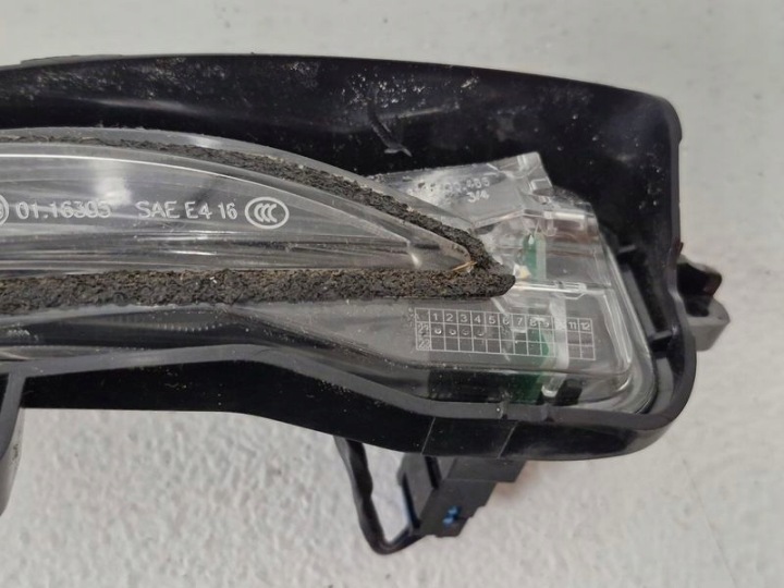 фото №10, Alfa romeo stelvio поворотник зеркала правое led 212930486