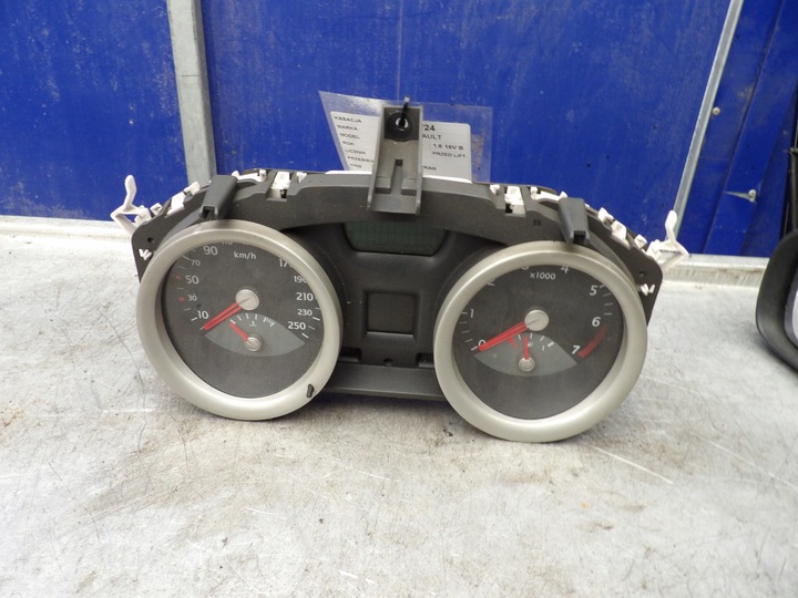фото №1, Renault megane ii приборы, спидометр 8200364023c 2rpf-14b115-cq