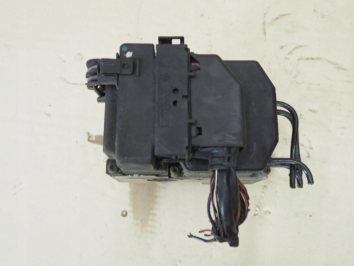 фото №16, Насос abs audi a6 c5 a8 d2 vw passat b5 8e0614111j