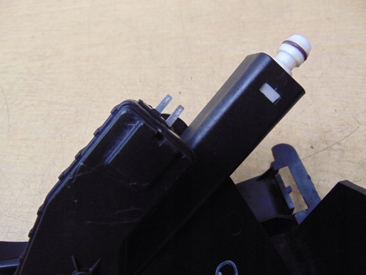 фото №10, Распылитель фара правые volvo v70 iii