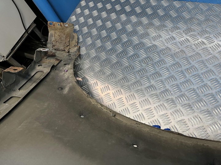 фото №13, Ford expedition ii 02- крило правий перед переднє