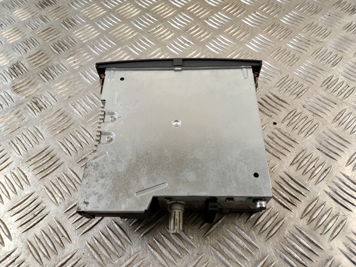 фото №10, Магнитола renault scenic ii 2 8200483757