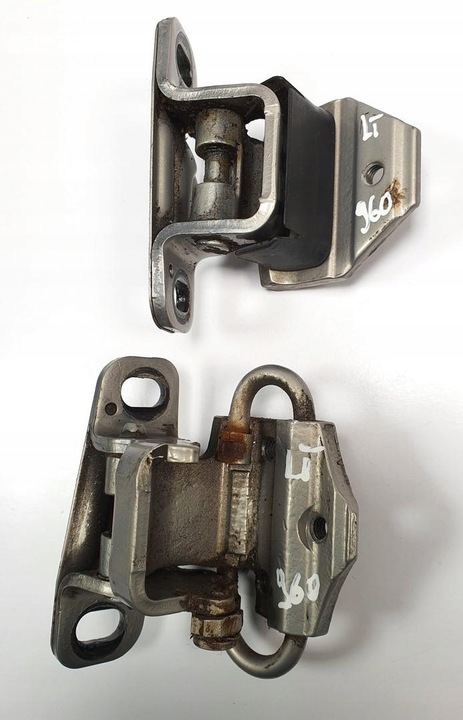 фото №1, Петлі двері лівий зад volvo 960 пара