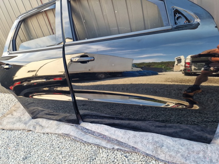фото №10, Dodge durango 2018 2019 2020 21 22 комплектні двері праві передні перед pxj
