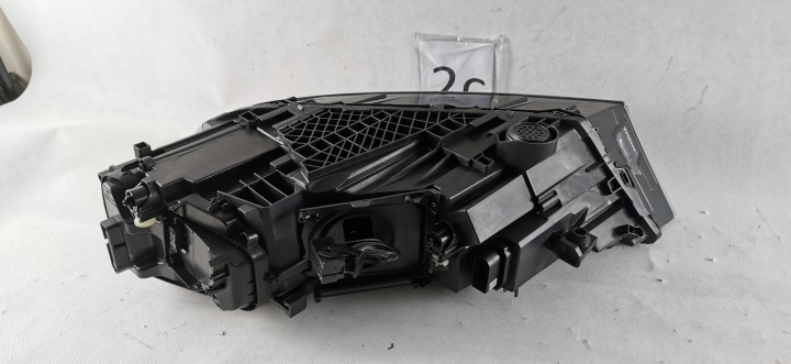 фото №11, Audi q7 повний led праве фара 4m0941034 фара