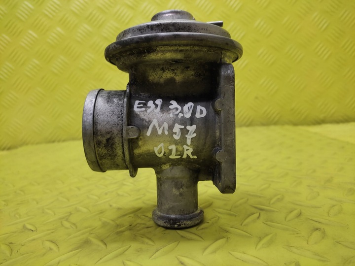 фото №5, Bmw e39 3.0 d клапан egr 72826400