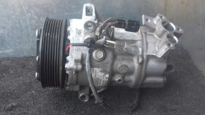 фото №1, Компрессор кондиционера 1.0tce captur ii 926008955r