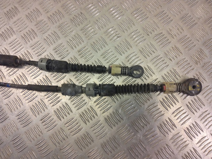 фото №8, Kia stonic 2019 трос изменения коробки передач