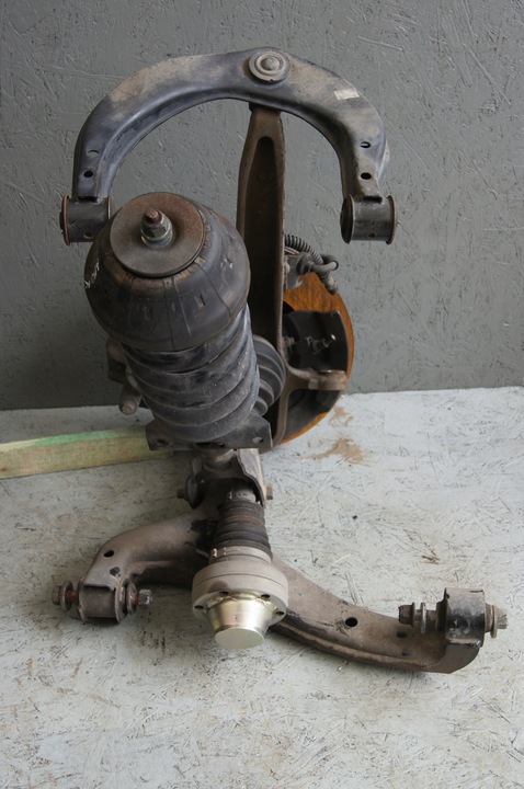 фото №8, Vw amarok рестайлинг v6 подвешивание передние правые поворотный кулак полуось рычаги