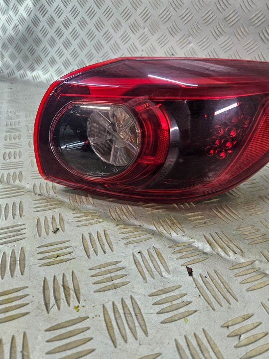 фото №6, Фара правая задняя зад w крыло mazda 3 iii bm led хэтчбек