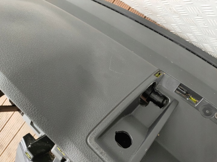 фото №9, Vw t6 multivan 15-19 торпедо роздавальна консоль подушка  ремені комплект оригінал