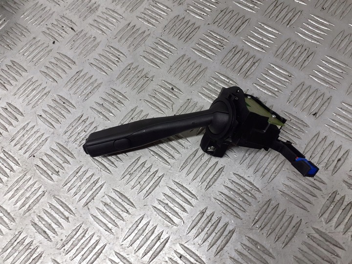 фото №2, Переключатель дворник vw golf v 1k0953519a