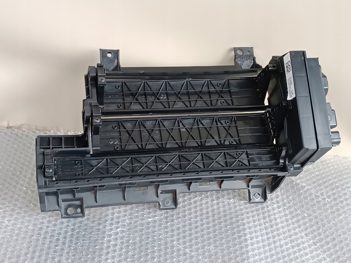 фото №11, Kia ev6 впуск жалюзі кермо повітря ліва 86981-cvaa0