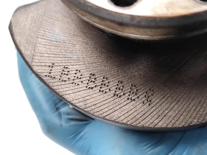 фото №7, Volvo c70 wał коленчатый d5 дизель 132kw 180 hp d5244t8 2007 convertible