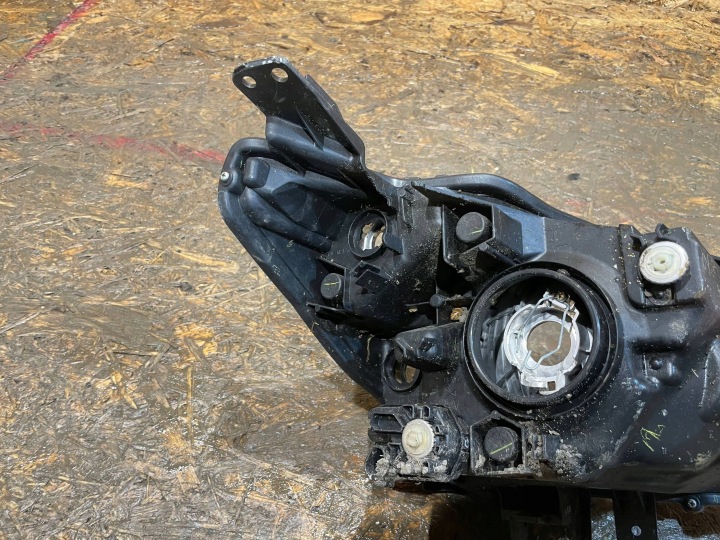 фото №11, Mazda 2 dj iii 3 14-19 фара левая перед передняя
