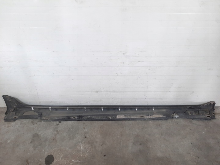 фото №7, Порог левый накладка пороговая левая audi rs6 c8