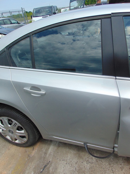 фото №1, Двері праві зад задні chevrolet cruze gan sedan