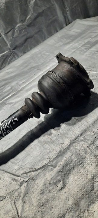 фото №9, Піввісь лівий перед audi a8 d2 4d0407271h