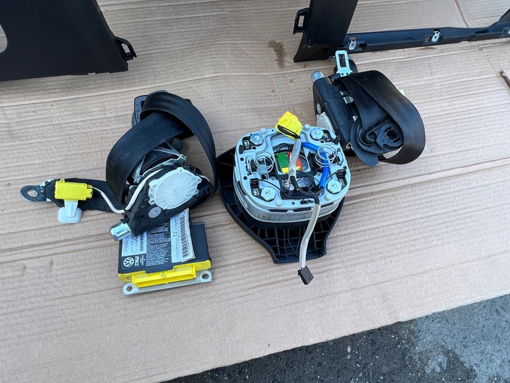 фото №8, Vw passat b6 панель консоль подушка подушка безопасности ремни комплект оригинал европа